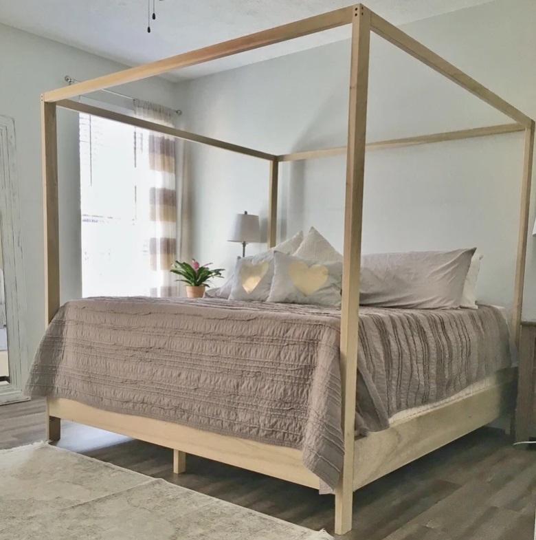 The Pinned Purveyor 4 Poster Bed