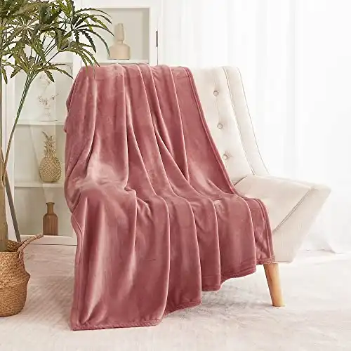 Velvet Blanket by RYB Home