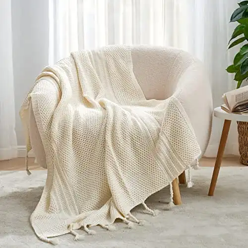 Cozy Bliss Honeycomb Cream Throw Blanket